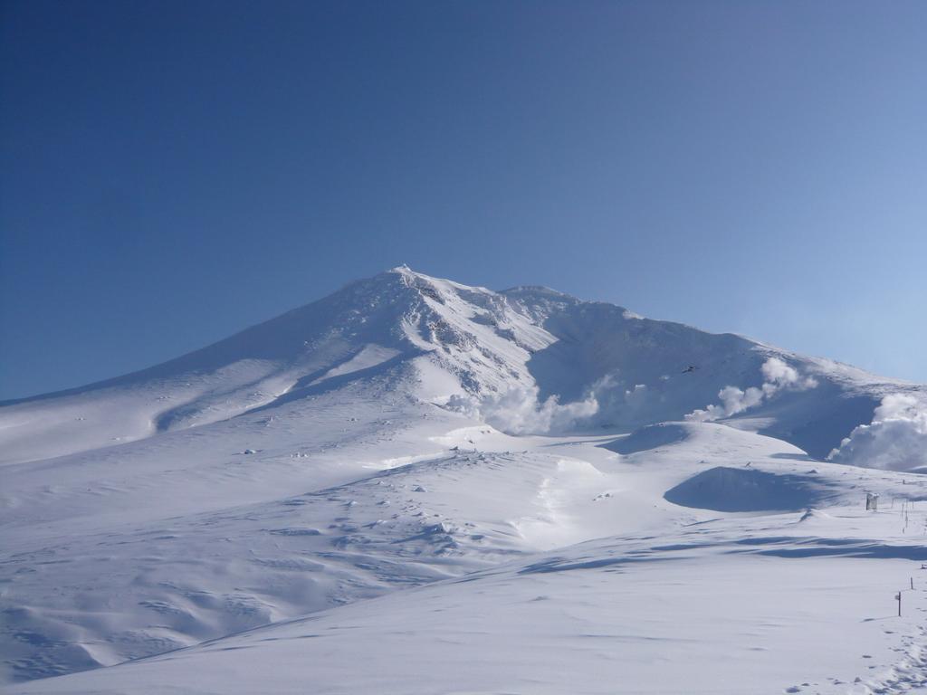 Asahidake Onsen Hotel Deer Valley Higashikawa Esterno foto